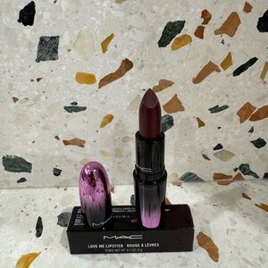 MAC LA FEMME LIPSTICK